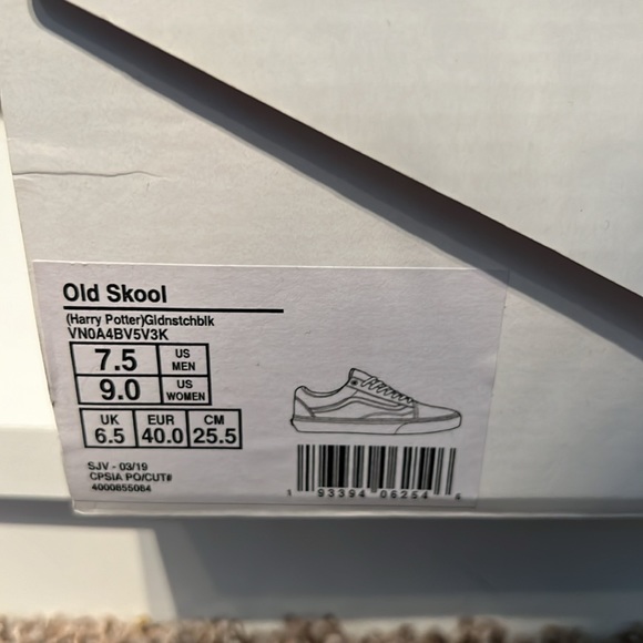 Harry Potter Golden Snitch Vans Sz. 9 - Picture 7 of 7